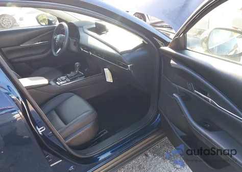 2024 Mazda Cx-30 2.5 S Preferred Package z USA, uszkodzony, nr VIN 3MVDMBCM5RM656087